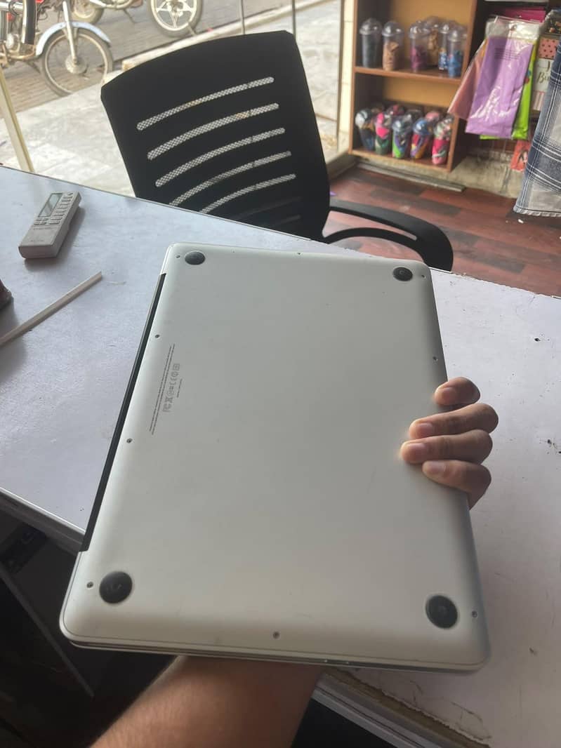 MacBook pro 2012 1