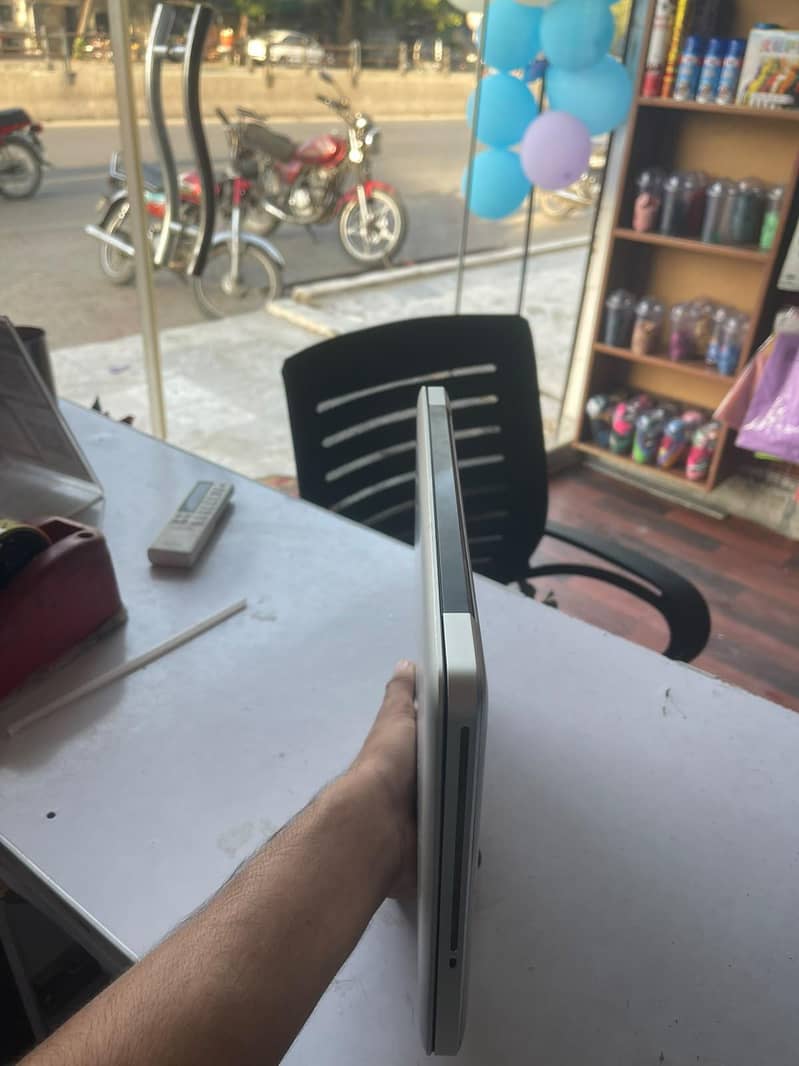 MacBook pro 2012 5