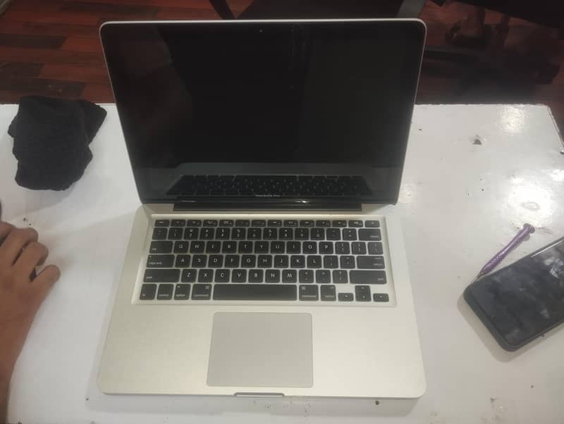 MacBook pro 2012 7