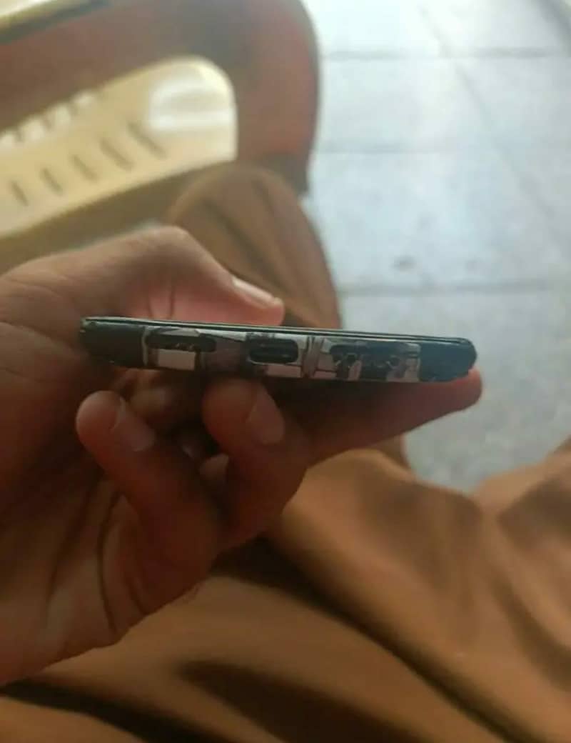 One Plus 6T 1