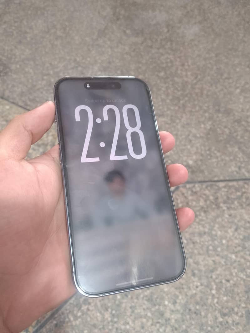 Apple iPhone 14 Pro 1