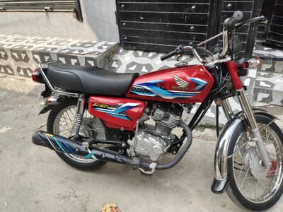 Honda 125  2024  model total jenein all ok