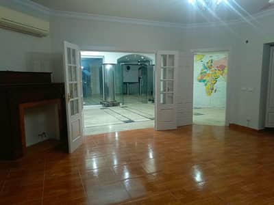 F-11 Excellent 666 SQY Lower Portion Proper 3 Bedrooms, Proper 3 Attached Bathrooms Modern Fittings Along With Marble Flooring, Curtains and ACs Installed