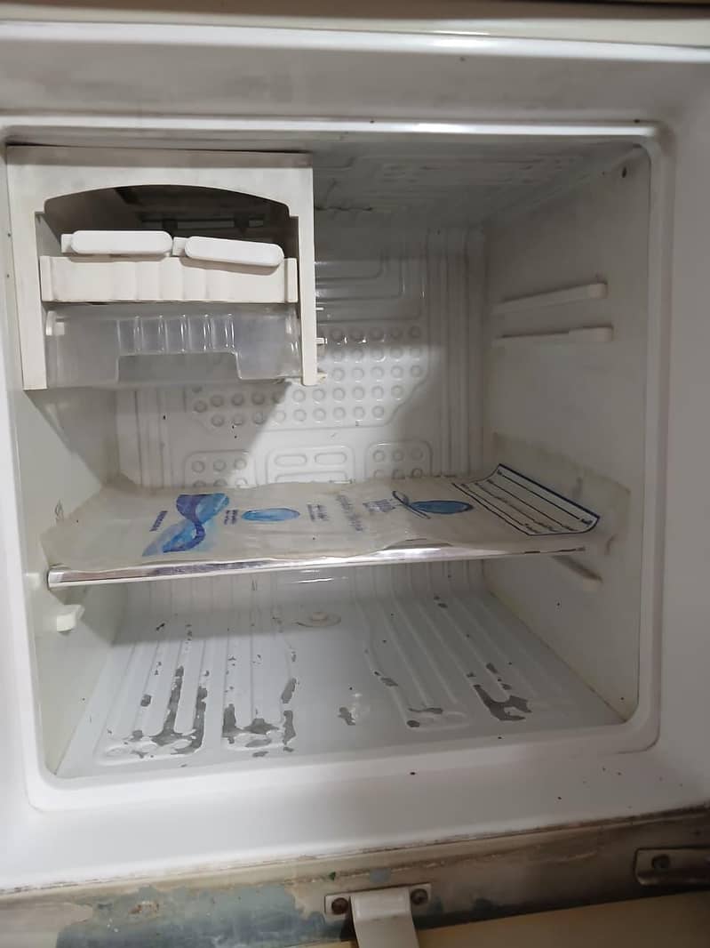 waves Refrigerator 2