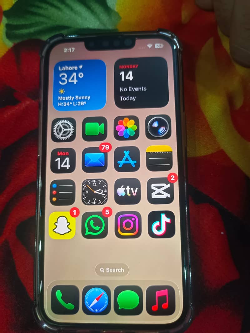 Apple iPhone 13 4