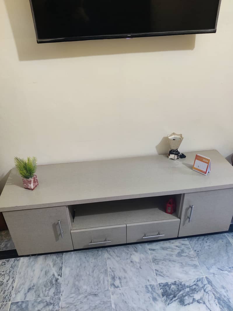 Led console 1