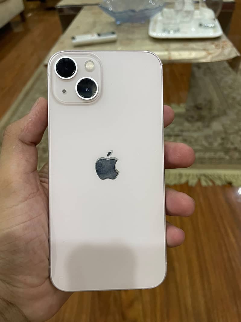Apple iPhone 13 1