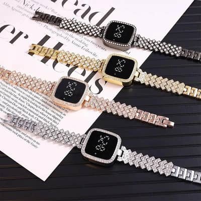 girls watch