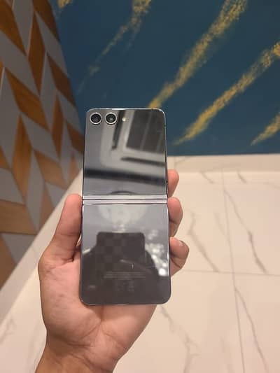 Samsung Mobile Z Flip 4