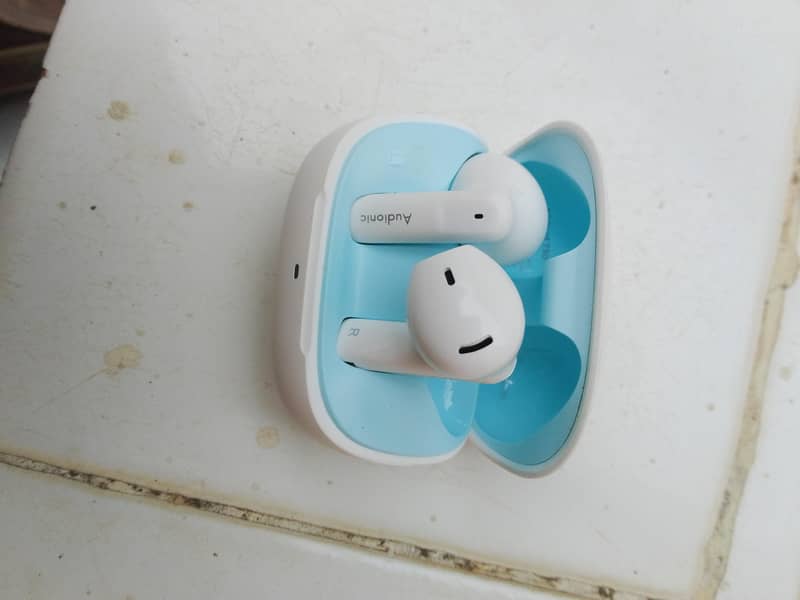 Audionic Airbud730 1