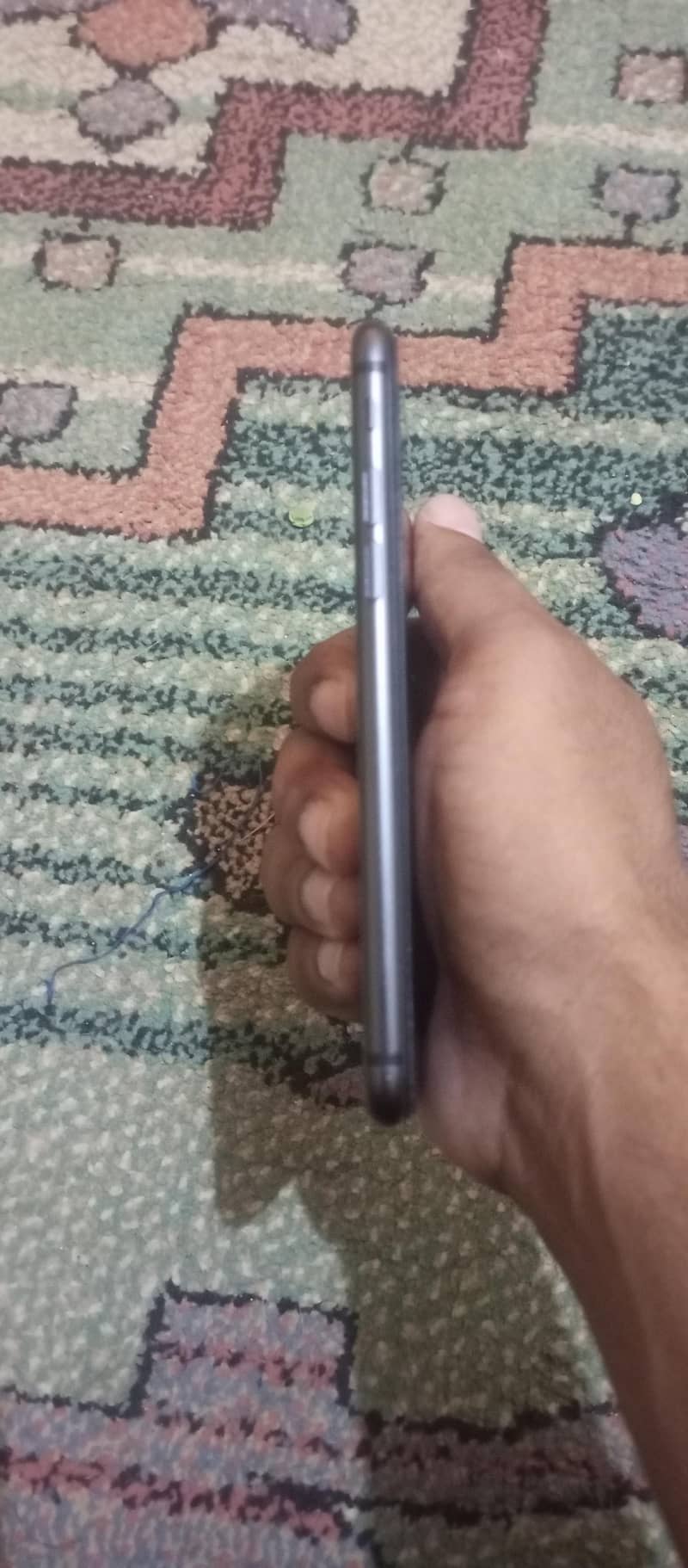 Apple iPhone 8 1