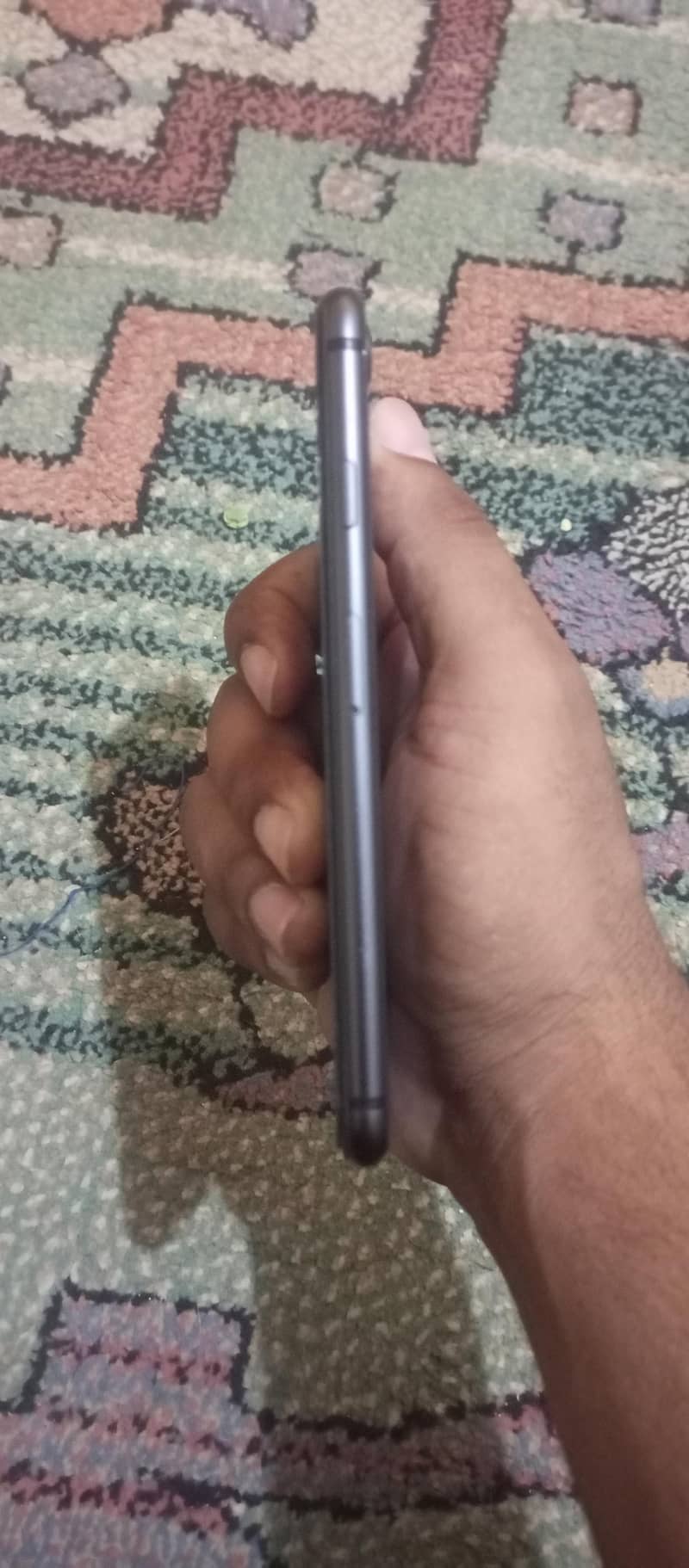 Apple iPhone 8 3