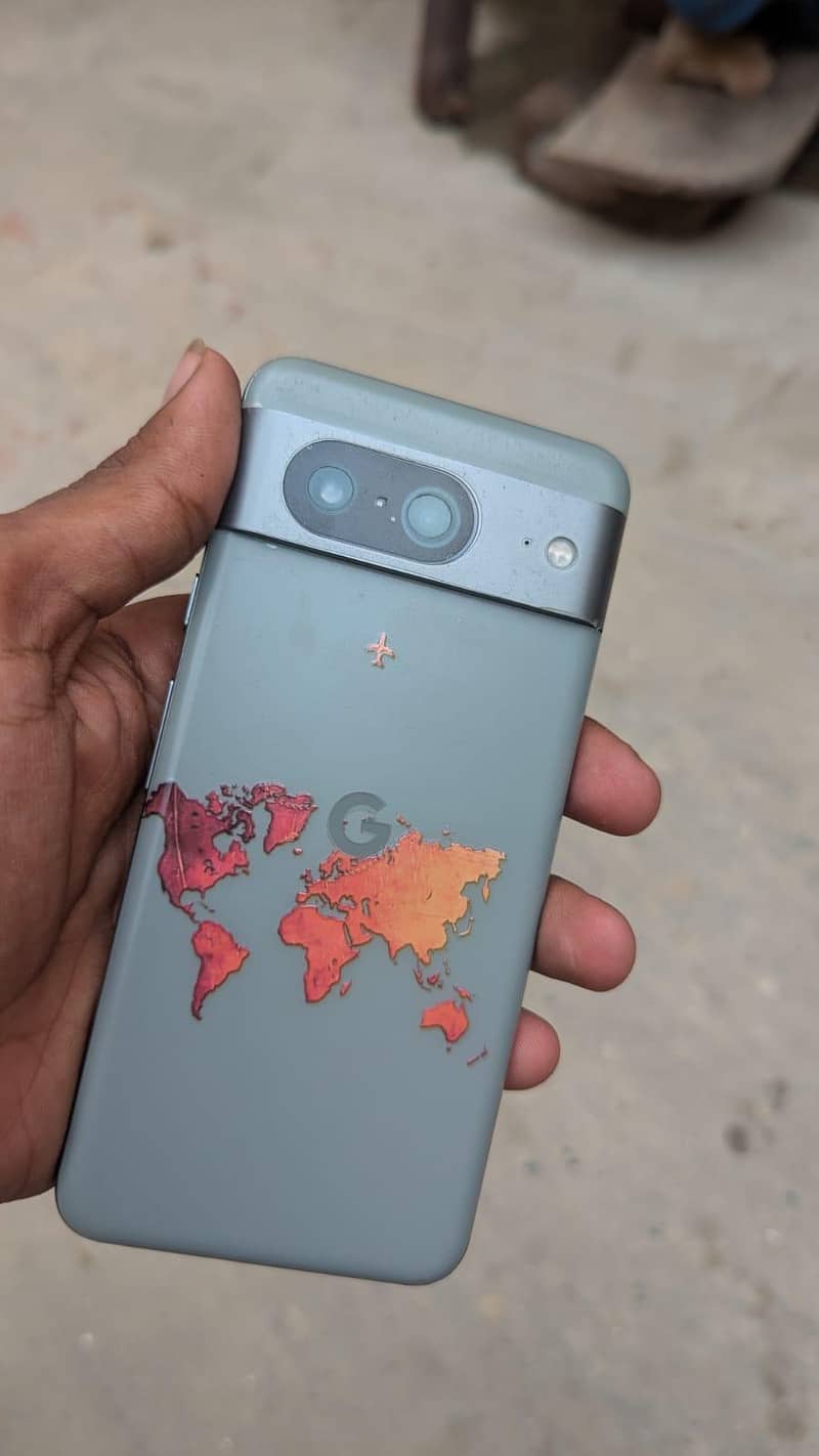 Google Pixel 8 5