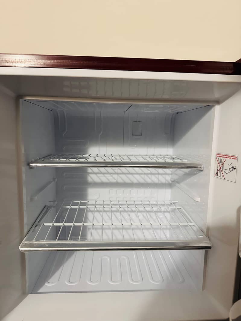 Orient Fridge 2