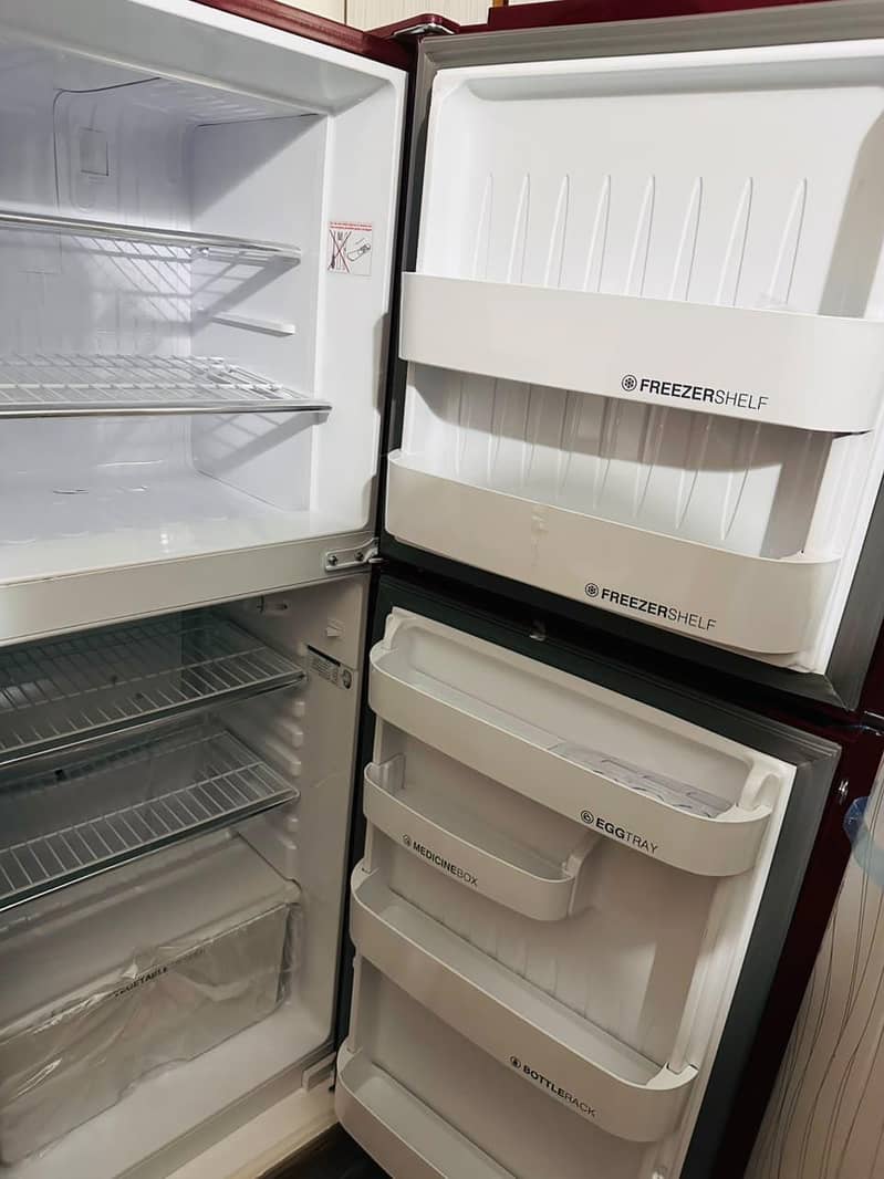 Orient Fridge 4