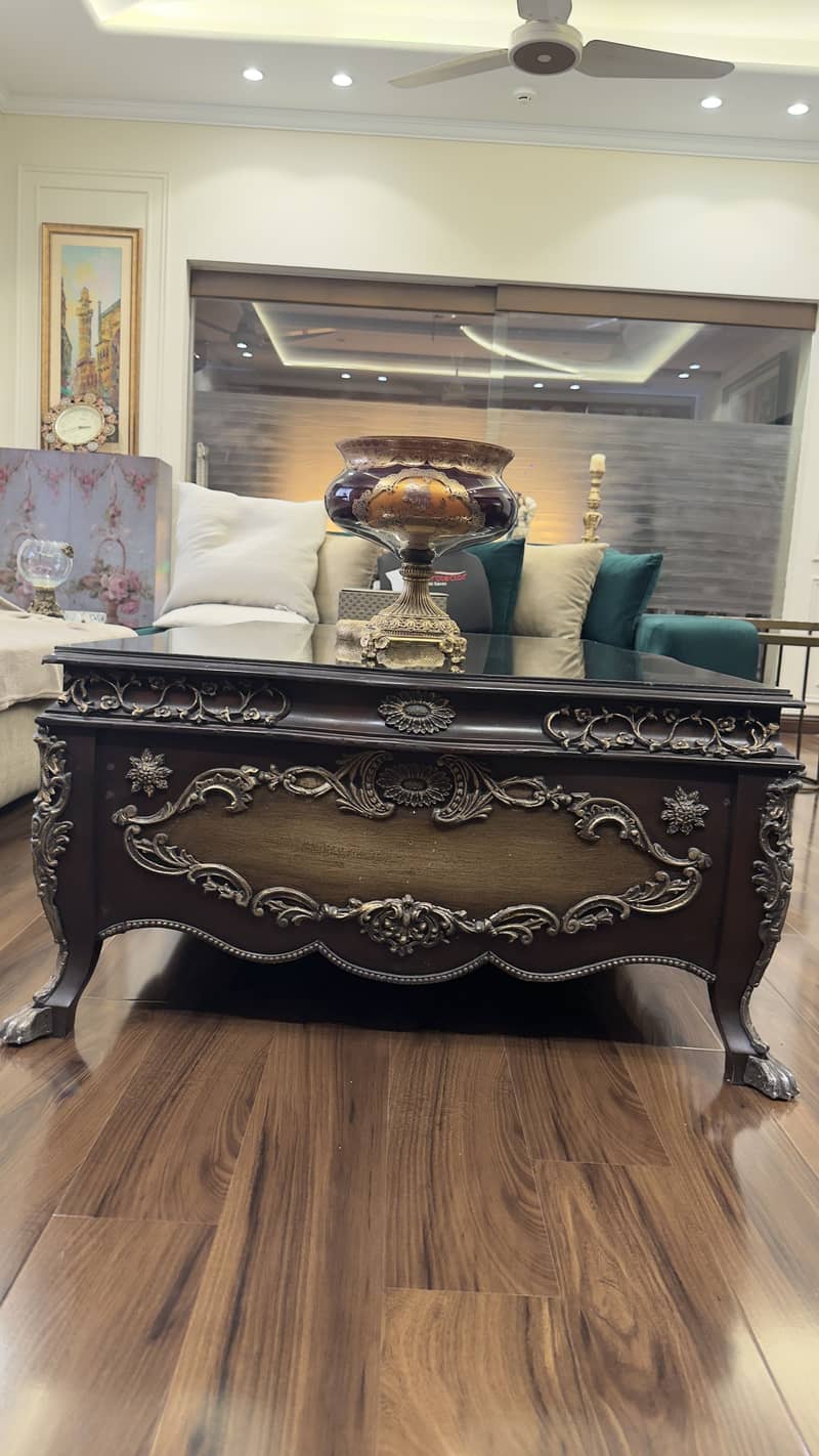 Solid wooden table with carving 0
