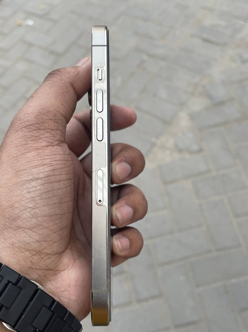 Apple iPhone 14 Pro 5