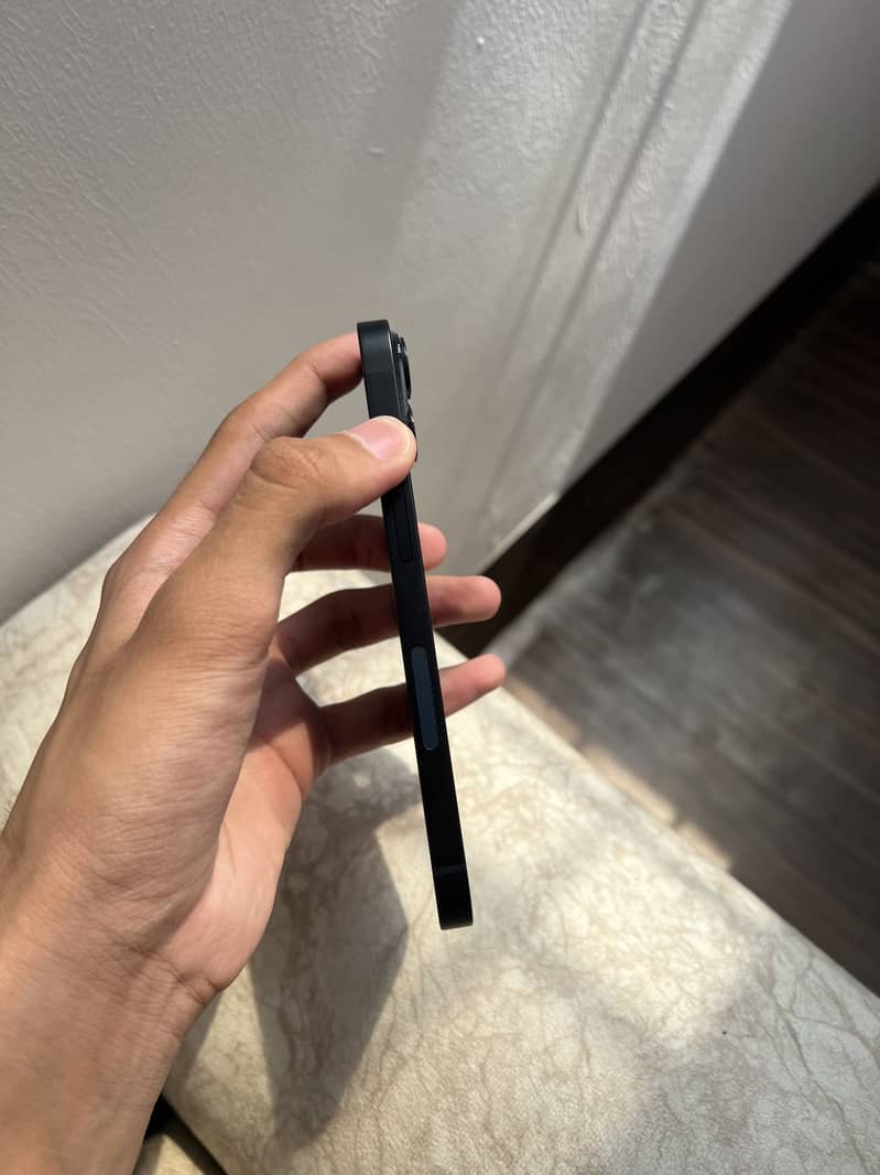 iPhone 14 1