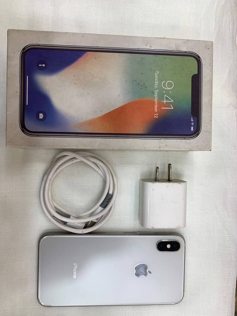 Apple iPhone X 4
