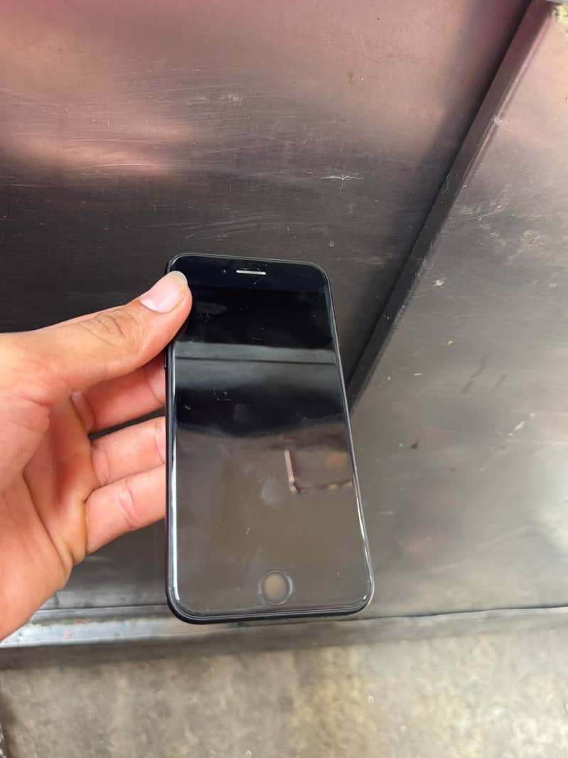 Apple iPhone SE 3