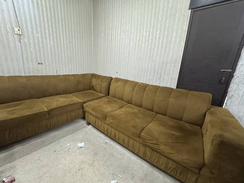 L shape sofa 0