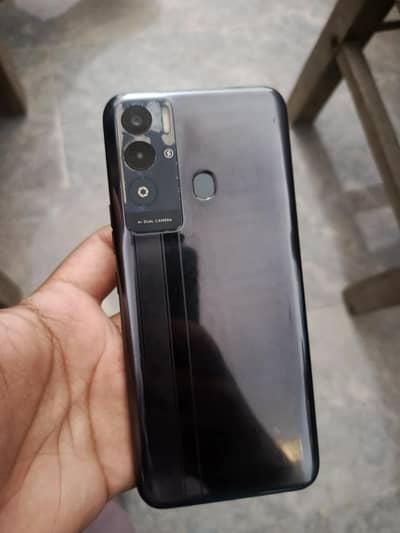 Tecno Pova Neo