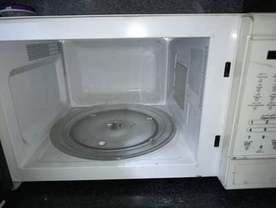 microwave oven good condition