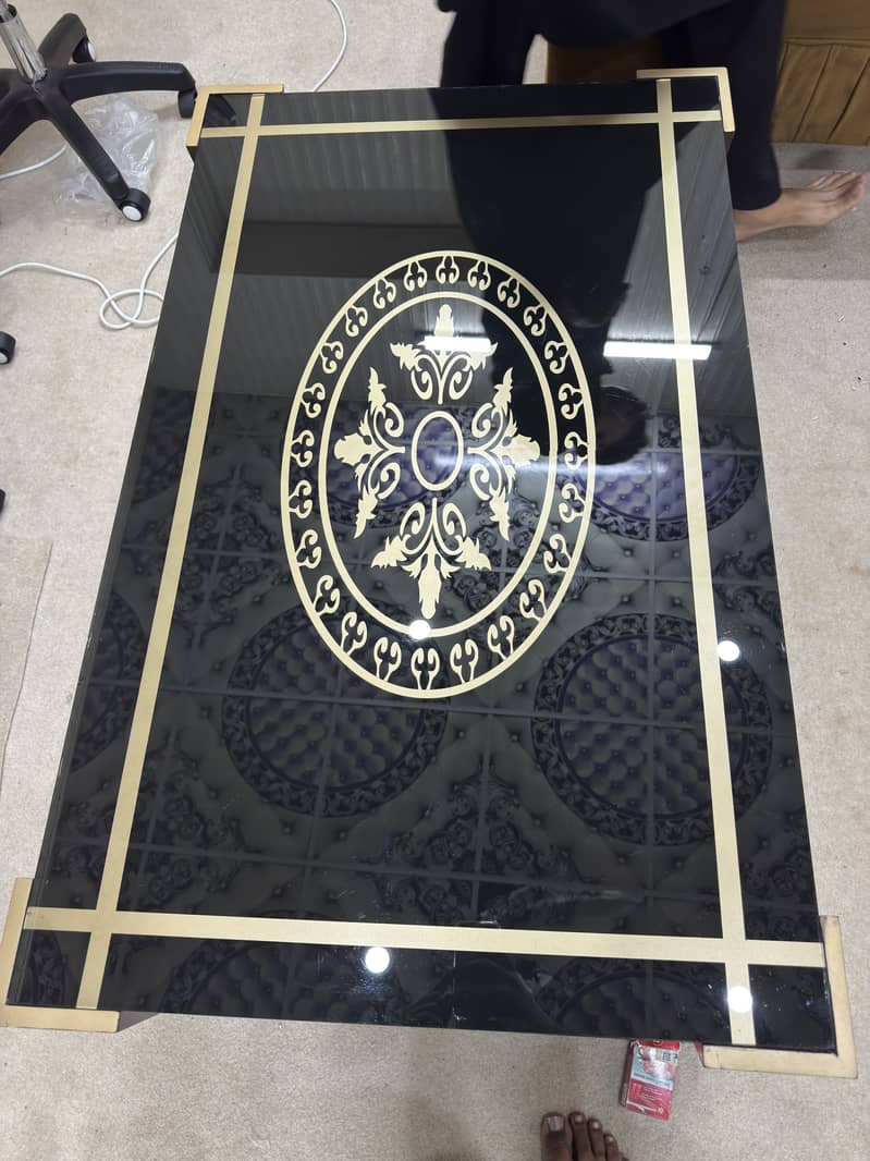 Table just new 0