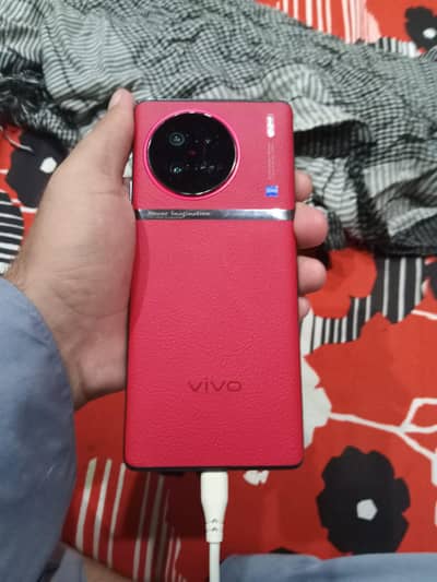 Vivo X90s
