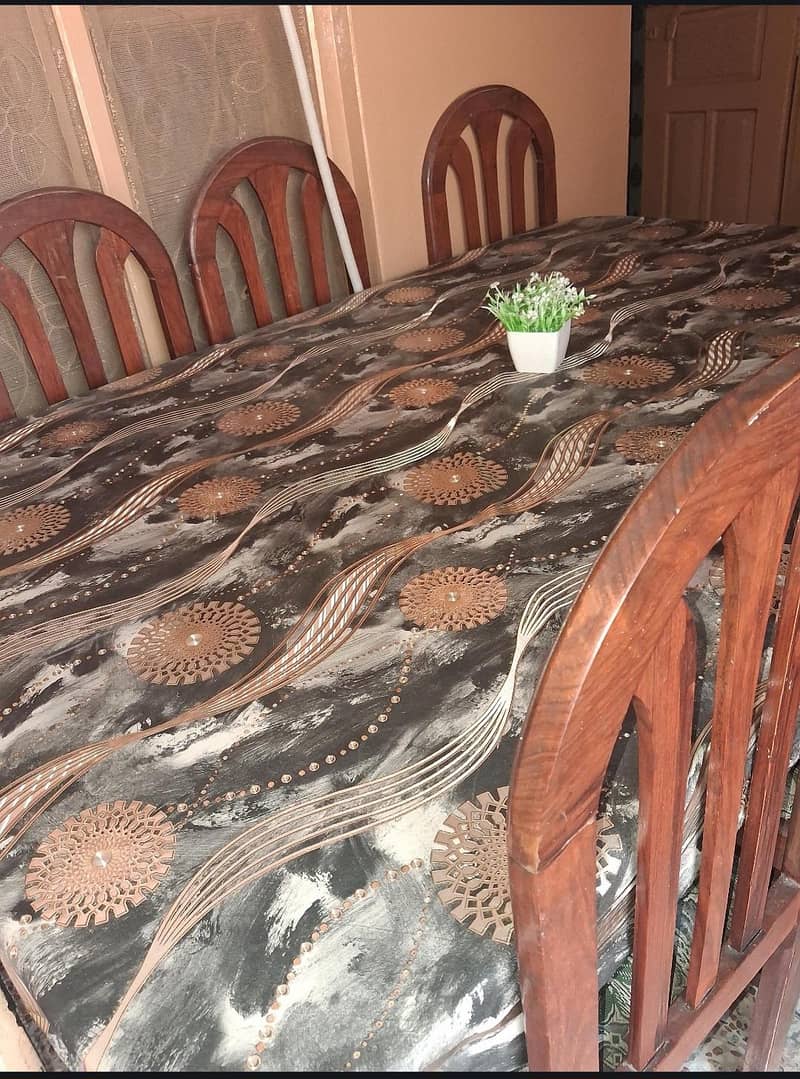 dinning table 0