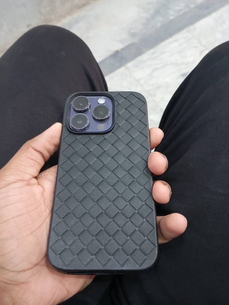Apple iPhone 14 Pro 6