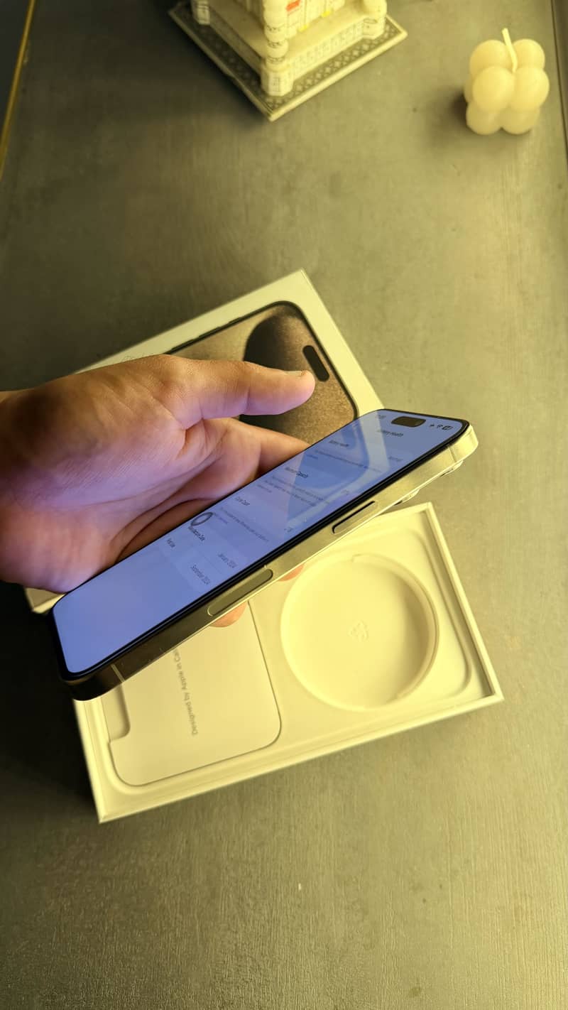 Apple iPhone 15 Pro Max 3