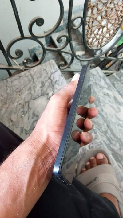 Infinix hot 30i  8/128GB broken panel