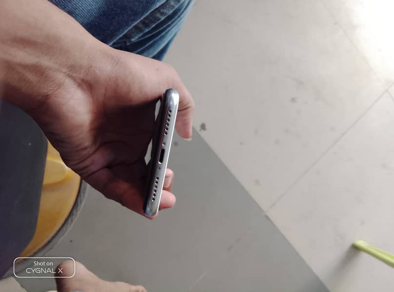 Apple iPhone X 2