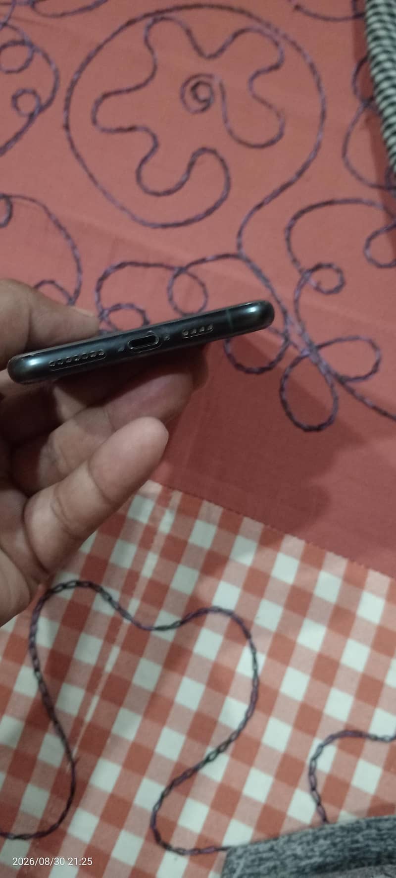 Apple iPhone 11 Pro Max 6