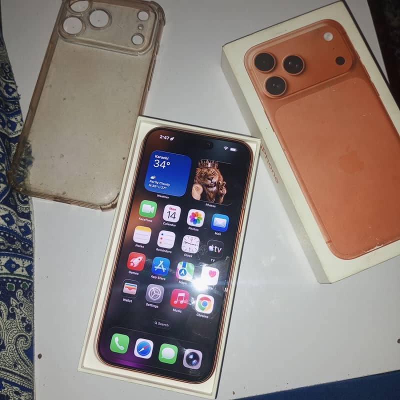 Apple iPhone 17 Pro Max 9