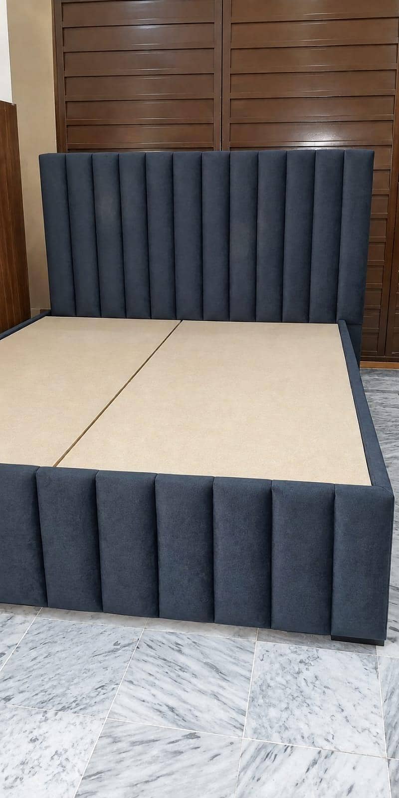 Double bed 0