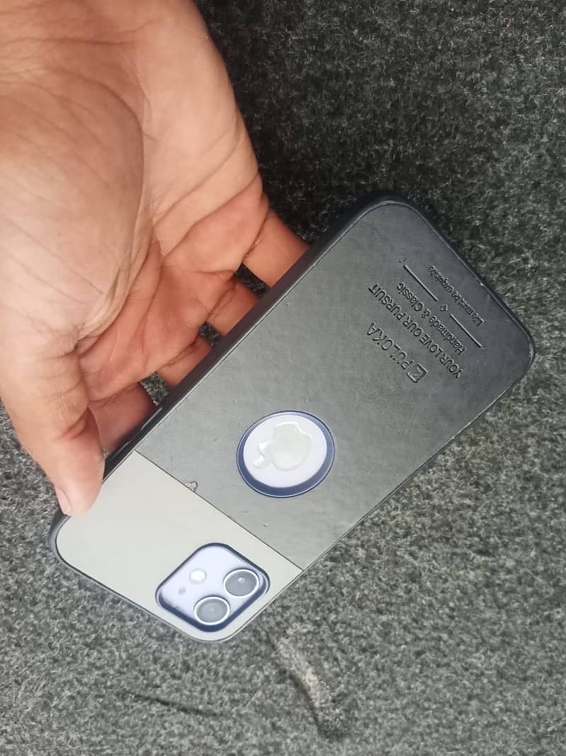Apple iPhone 12 3