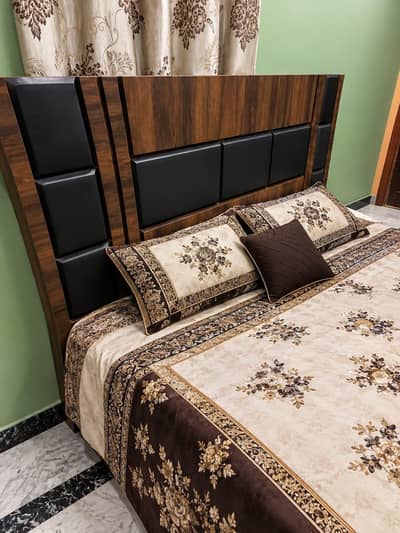 new furniture bed & dressing table or divider almari
