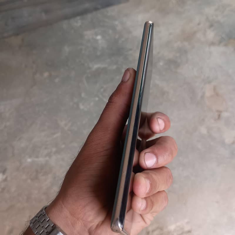 Infinix Zero 30 3