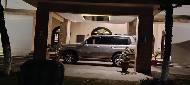 Toyota Land Cruiser 2000
