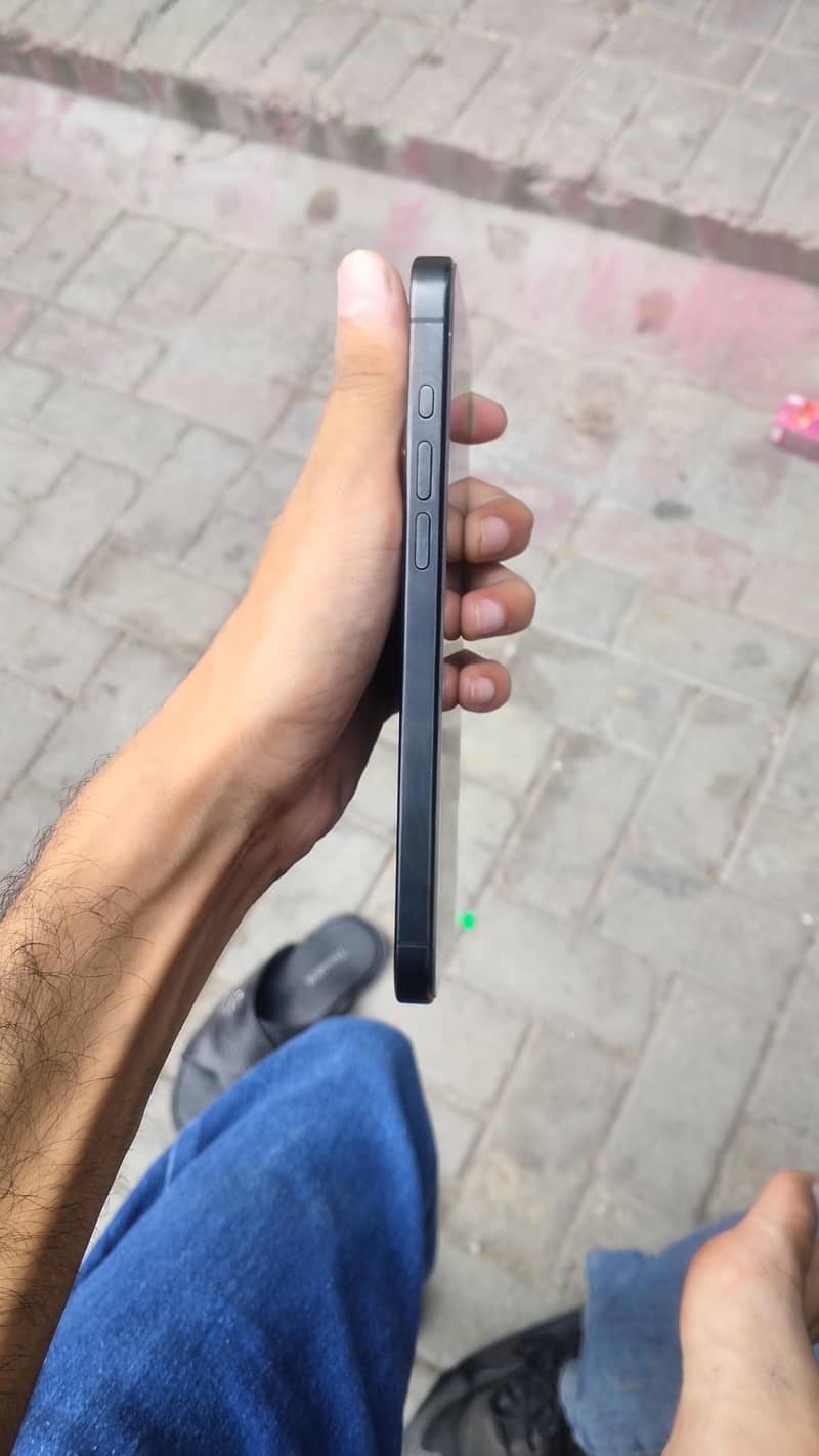 Apple iPhone 15 Pro Max JV 3
