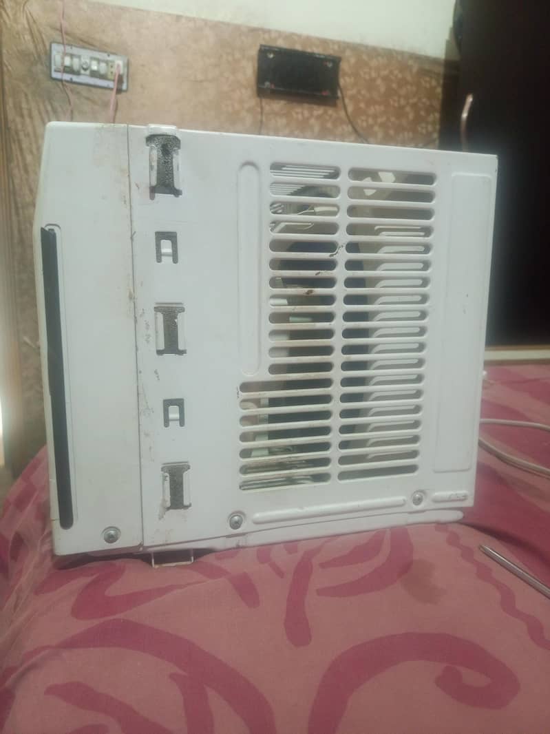 window Ac 0.5 ton 1