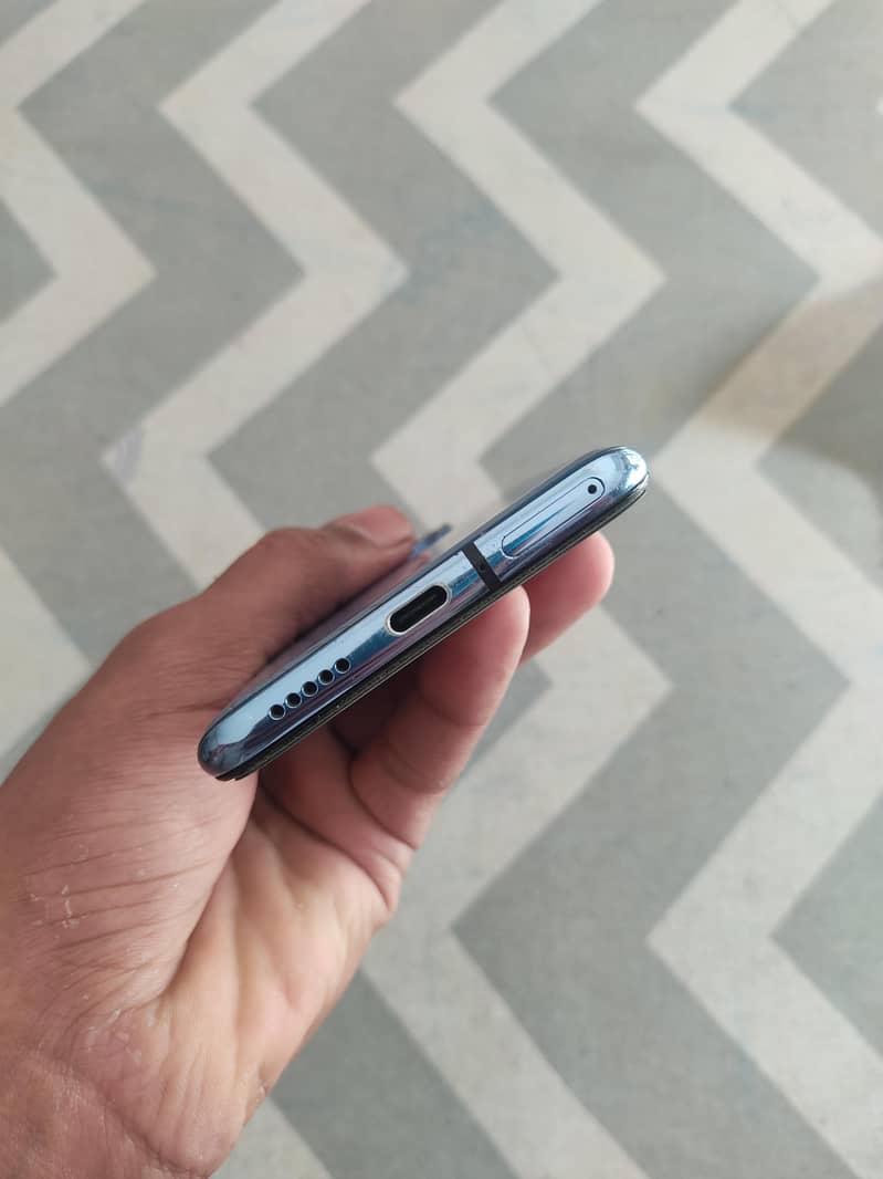 One Plus 7T 1
