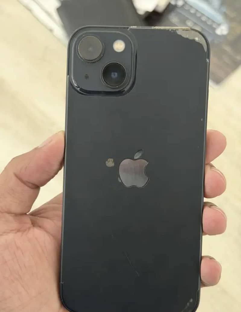 Apple iPhone 13 1