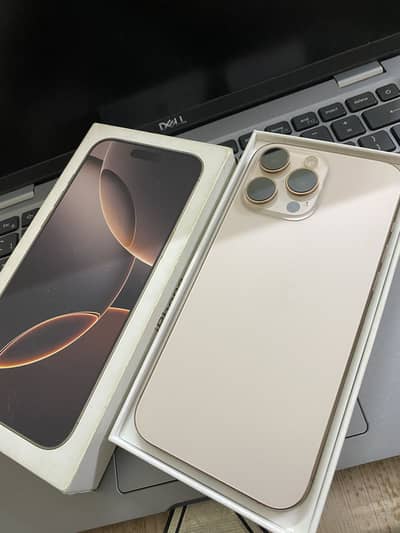 Apple iPhone 16 Pro Max