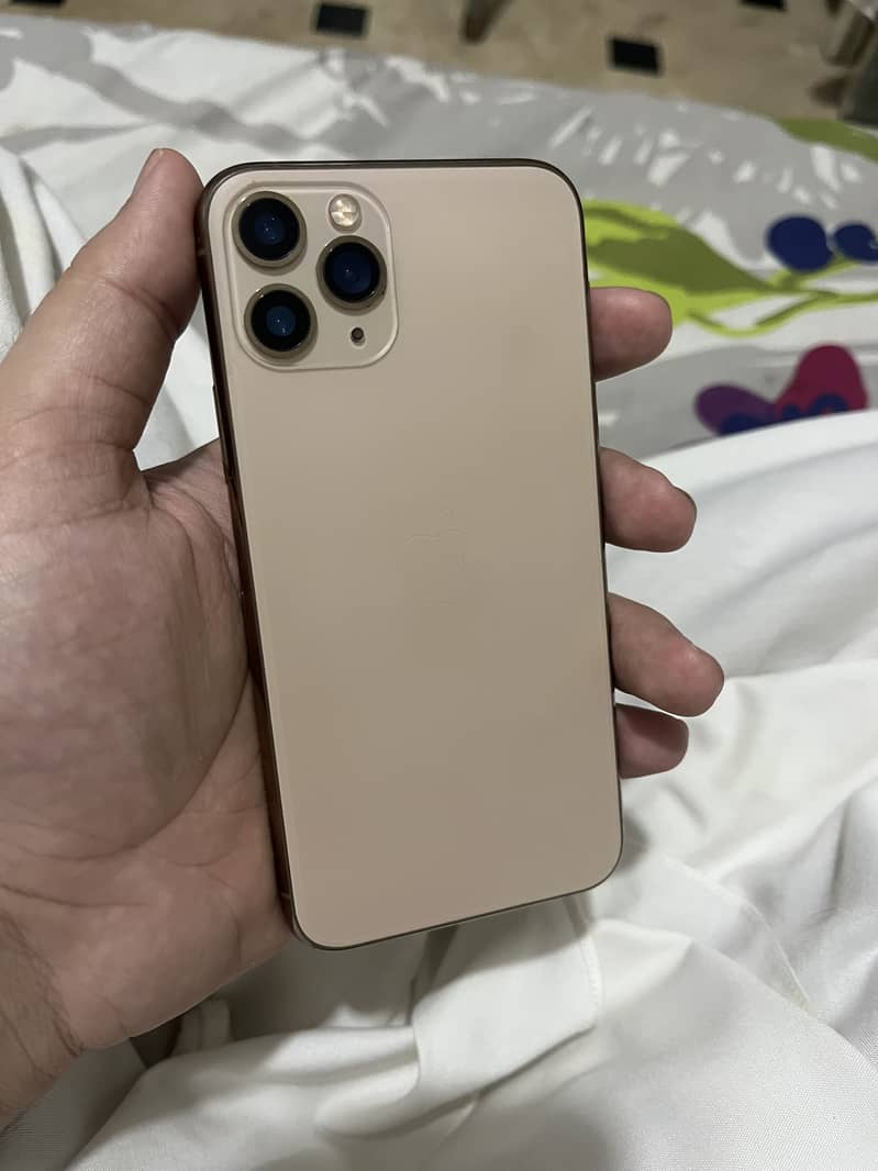 Apple iPhone 11 Pro sim working 6
