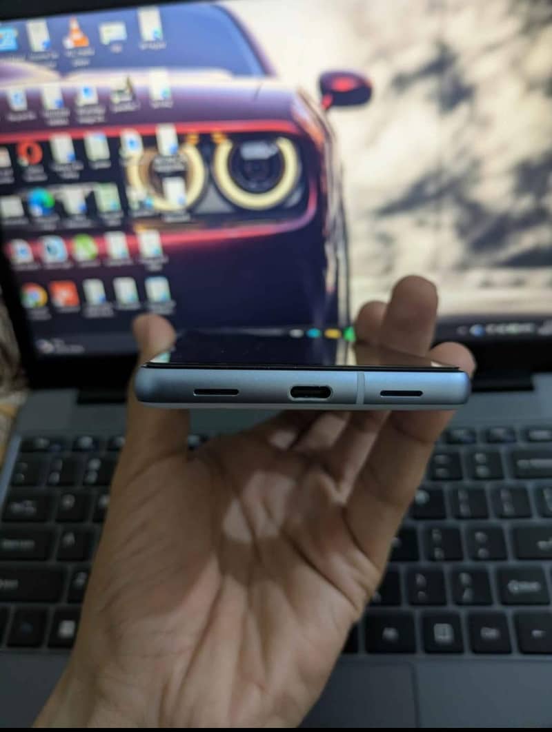 Google Pixel 7a 3