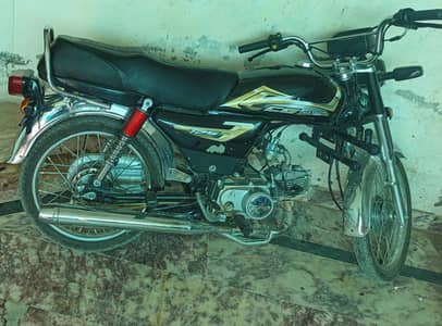 new bike h original saman b hai