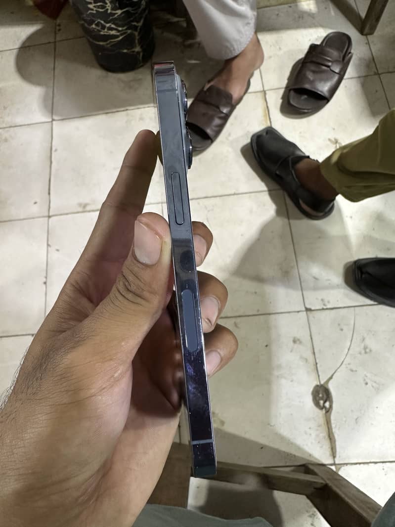 Apple iPhone 13pro 6